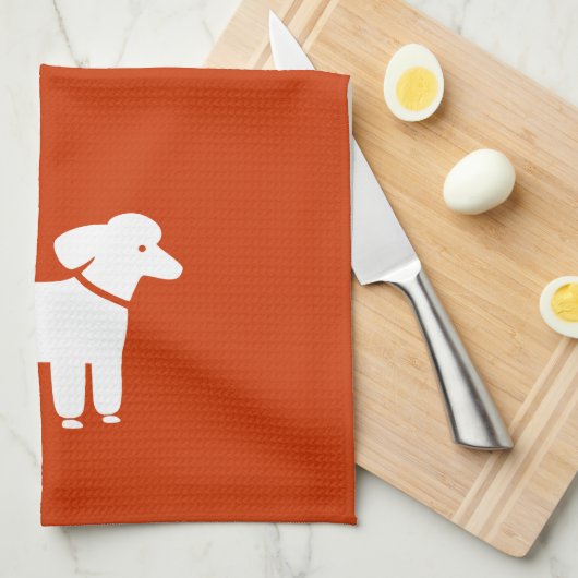 Witte pool op  kleur theedoek (Quarter Fold)