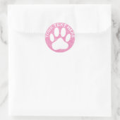Witte pootafdruk aangepaste tekst roze waterverf v ronde sticker (Tas)
