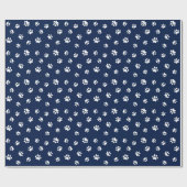 Witte pootafdrukkenpatroon op blauw cadeaupapier (Vlak)