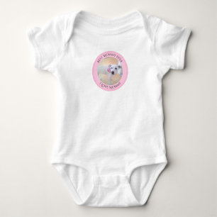 Witte puppy dog met zoet gezicht en ogen Roze Romper