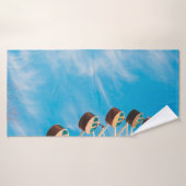 Witte reuzenrad onder duidelijke hemel in de ochte badhanddoek (Badhanddoek)