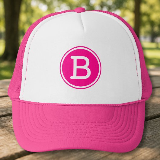 Witte Ring Roze Cirkel Monogram Trucker Pet