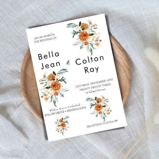 Witte Romantische Floral cascade bruiloft uitnodig Kaart