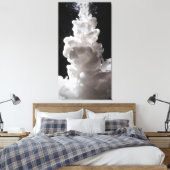 Witte rook die langzaam opstijgt met een zwarte ac canvas afdruk (Insitu (Slaapkamer))