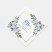 Witte Roos Blauwe Bloemstuk Aangepaste 85e Verjaar Servet (Hoek)