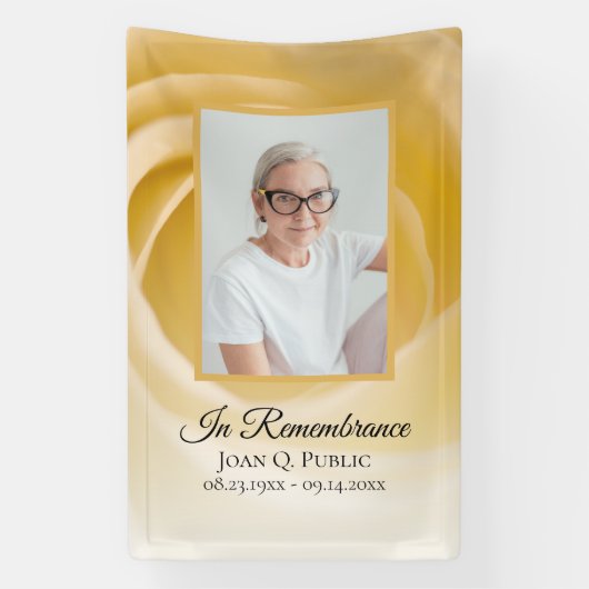 Witte roos bloemblaadjes begrafenismonument spandoek (Verticaal)