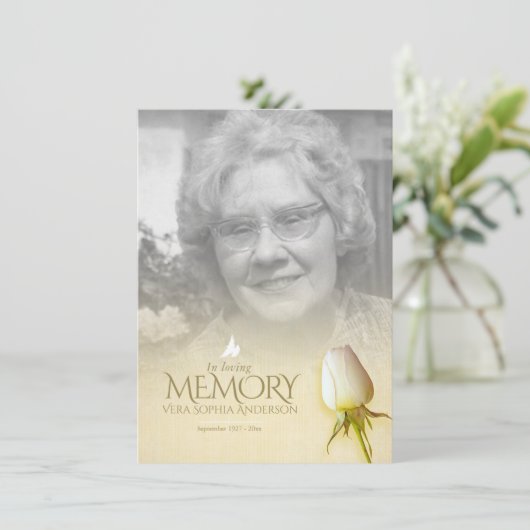 Witte roos foto herdenking gedicht rouw (Staand voorkant)