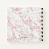 Witte roos gouden marmeren monogram initiaal minim notitieboek (Achterkant)