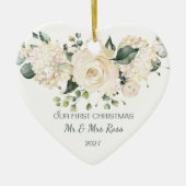 Witte roos, hydrangea, eerste kerstfoto Foto Keramisch Ornament (Voorkant)