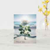 Witte roos in strandzand kaart (Gele Bloem)