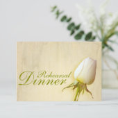 Witte roos knop bruiloft repetitie diner uitnodigi kaart (Staand voorkant)