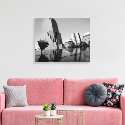 Witte roos ter nagedachtenis canvas afdruk (Insitu (Woonkamer))