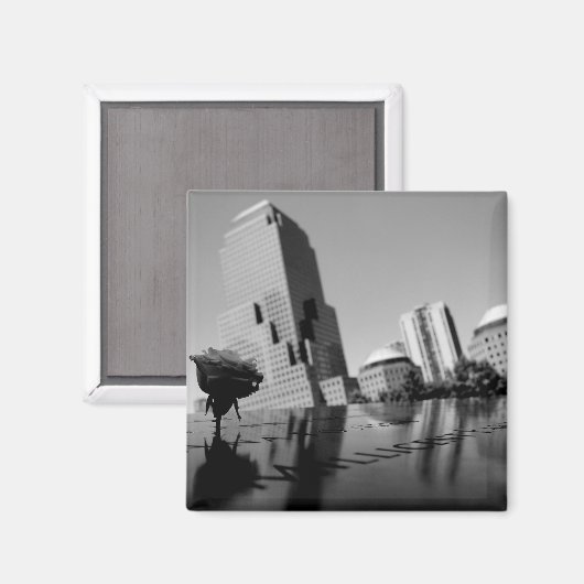 Witte roos ter nagedachtenis magneet (Voorkant / Achterkant)