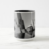 Witte roos ter nagedachtenis mok (Midden)