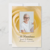 Witte Rose Bloemblaadjes Dood Jubileum Kaart (Voorkant)