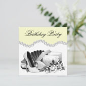 Witte Rose Parels Hoge Hakken Geel Verjaardagsfees Kaart (Staand voorkant)