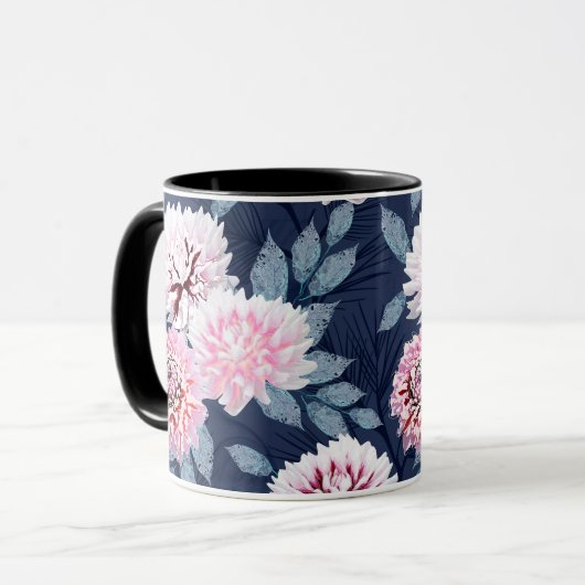 Witte, roze bloemen op donkerblauw. mok (Voorkant links)