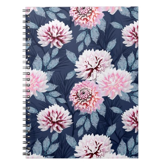 Witte, roze bloemen op donkerblauw. notitieboek (Voorkant)