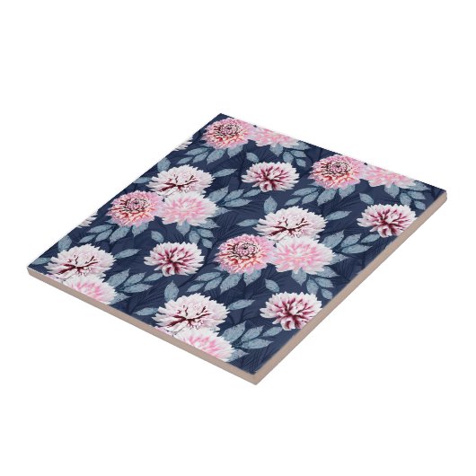 Witte, roze bloemen op donkerblauw. tegeltje (Zijkant)
