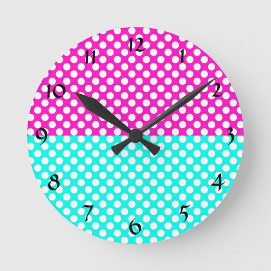 Witte, Roze en Blauwe Polka Dot Ronde Klok (Voorkant)