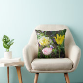 Witte, roze en gele tulpen in de tuin kussen (Stoel)