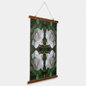 Witte roze met Abstracte regendruppels Hangend Wandkleed (Gebogen)