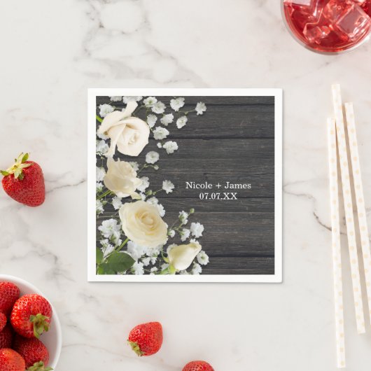 Witte rozen en babyluiers op Vrijgezellenfeest Servet (Insitu)