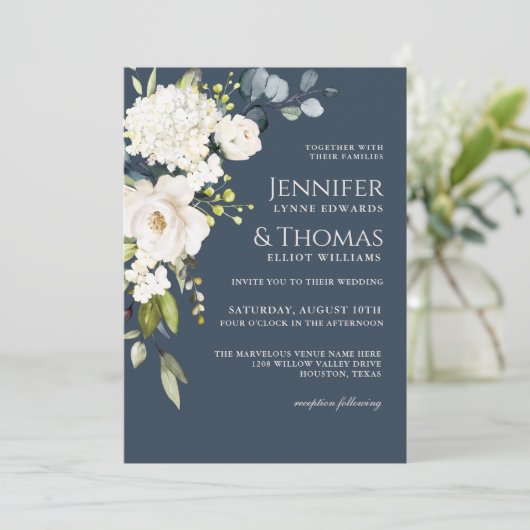 Witte rozen en hortensia's Elegante bloemenbruilof Kaart (Staand voorkant)