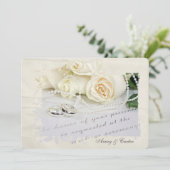 witte rozen en ringen op bruiloft kaart (Staand voorkant)