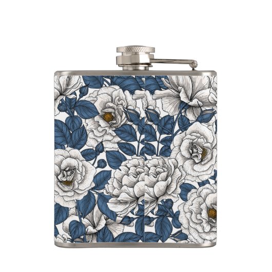 Witte rozen met blauwe bladeren op wit heupfles (Achterkant)