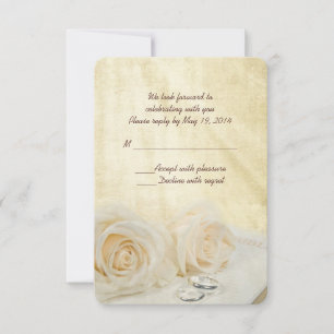 Witte rozen met ringen RSVP Kaartje