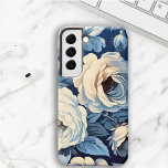 Witte rozen op Indigo blauwe achtergrond Samsung Galaxy Hoesje<br><div class="desc">Antiek witte rozen en madeliefjes op een rijke indigoblauwe achtergrond.</div>