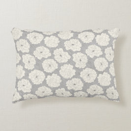 Witte rozen op lichtgrijs - naadloos patroon. accent kussen