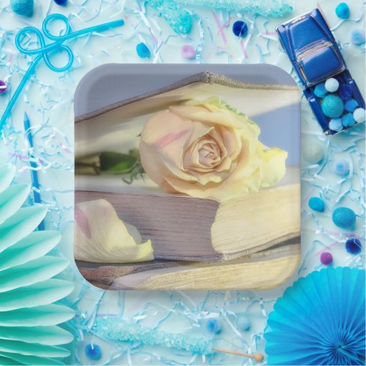 Witte rozen papieren bordje (Feest)