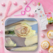 Witte rozen papieren bordje (Feest)