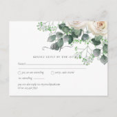 Witte Rozen Sage Eucalyptus Leaves Bruiloft RSVP Briefkaart (Voorkant)