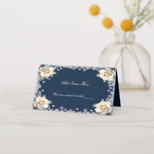 Witte Rozen Sneeuwvlok Kerst Trouwtafel Plaatskaartje (Voorkant)