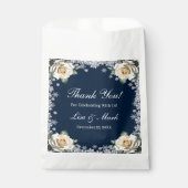 Witte Rozen Sneeuwvlok Kerstbruiloft Bedankzakje (Voorkant)
