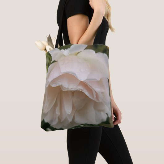 Witte Rozen Tas (Dichtbij)