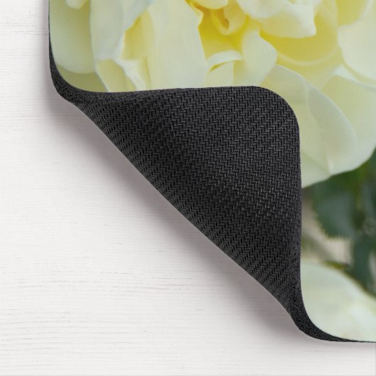 Witte rozen voor positieve uitslag muismat (Hoek)