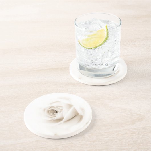 Witte rozenbloem zandsteen onderzetter (Zijkant)