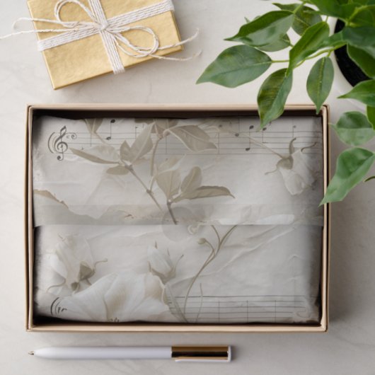 Witte rozenbloemen  muziekblad ephemera tissuepapier (Geschenk)
