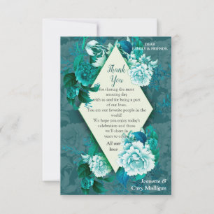 Witte rozenbloemen op blauw patroonpapier RSVP kaartje