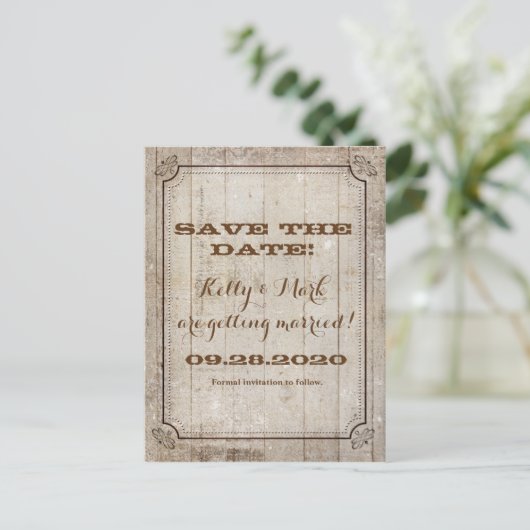  Witte Rustic Wood Save Date Wedding Aankondigingskaart (Staand voorkant)
