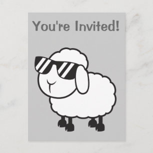 Witte schaap in zonnebril Cartoon Uitnodiging Briefkaart