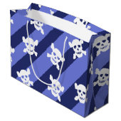 Witte schedel en dwarsbeenderen op blauwe strepen groot cadeauzakje (Achterkant Gekanteld)