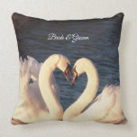 Witte Sierkussen<br><div class="desc">Elegant White Swans Wedding Sierkussen</div>