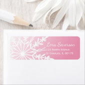 Witte sneeuwvlok op roze retouradres etiket (Insitu)