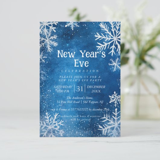 Witte sneeuwvlokken Blauw 1 Nieuwjaarsfeest Kaart (Staand voorkant)