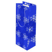 Witte sneeuwvlokken helderblauwe achtergrond wijn cadeautas (Voorkant Gekanteld)